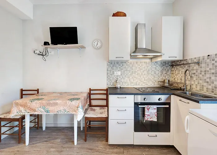 Goccia Di Mare With Free Parking * 레반토